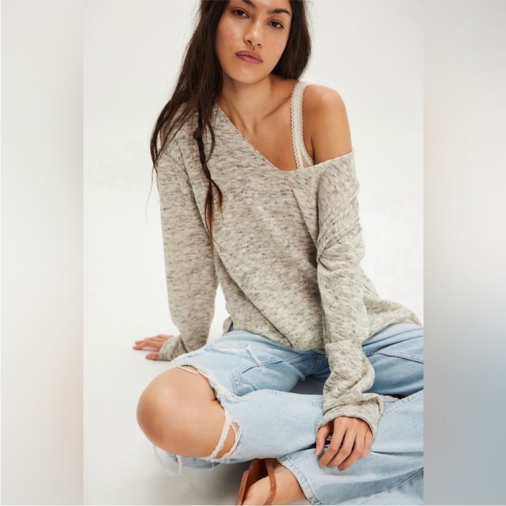 We The Free Surprise Pullover Sweater Size Large NWT